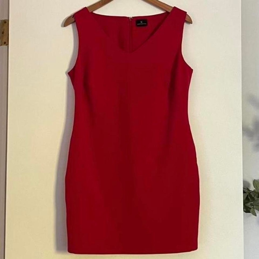 Classic Holiday Red Worthington‎ Sleeveless Sheath Dress